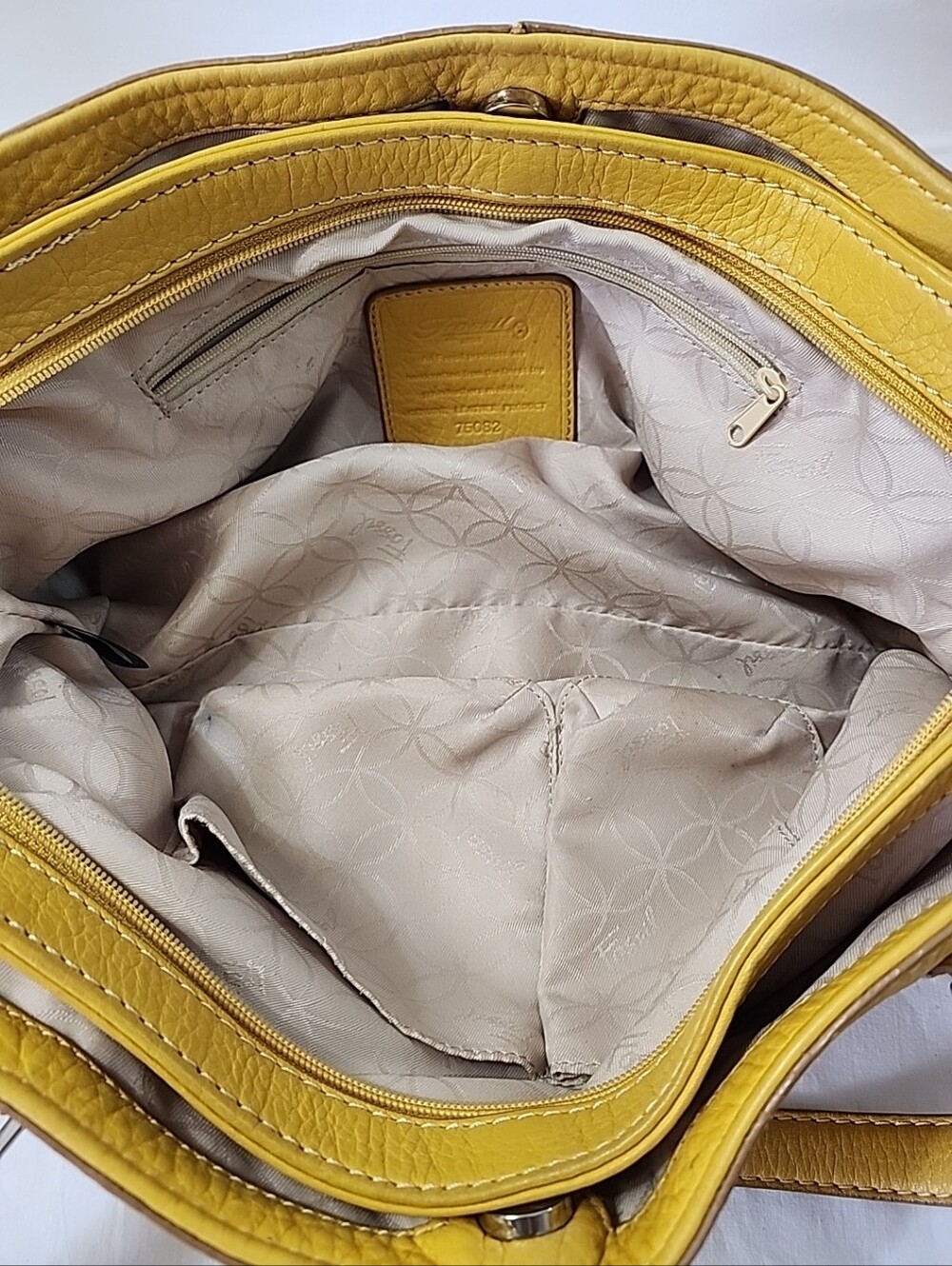 Vtg Y2k Fossil Mustard Yellow Pebbled Leather Shoulder Bag Purse w silver key - Picture 14 of 15